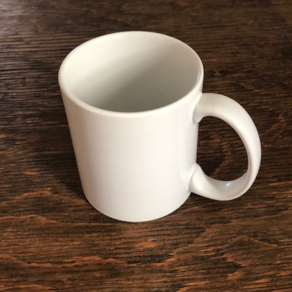 Standard mug “Don’t Be a Karen” - Picture 3 of 3